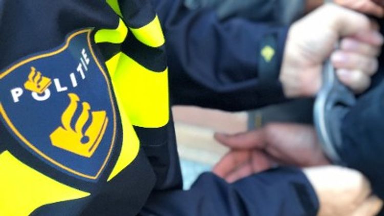 Roosendaal - Melding van verdachte situatie leidt tot twee aanhoudingen
